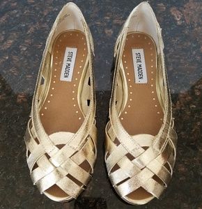 Steve Madden Gold Flats